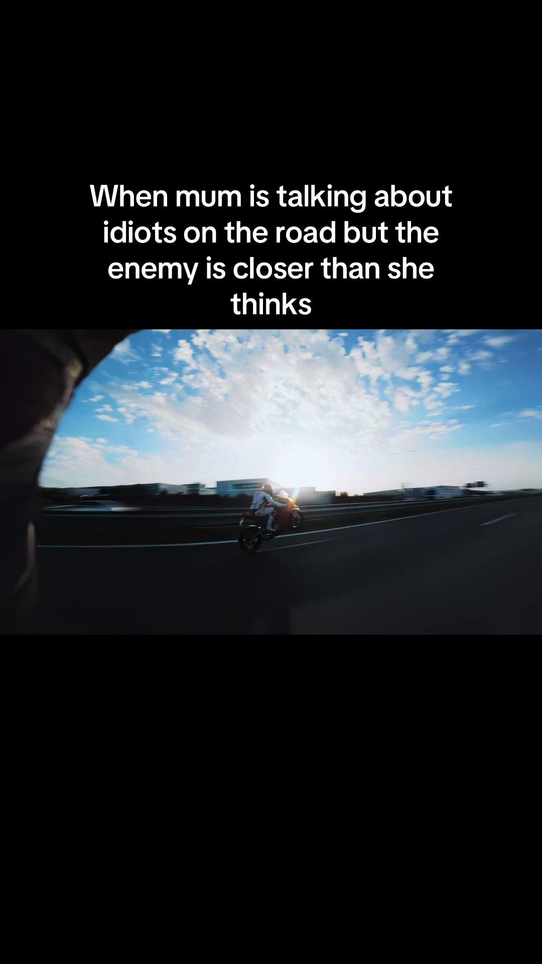 @v4.mxx