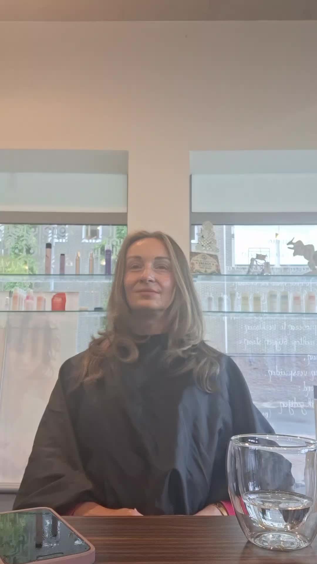 @Ilona.kapsalon.lunique