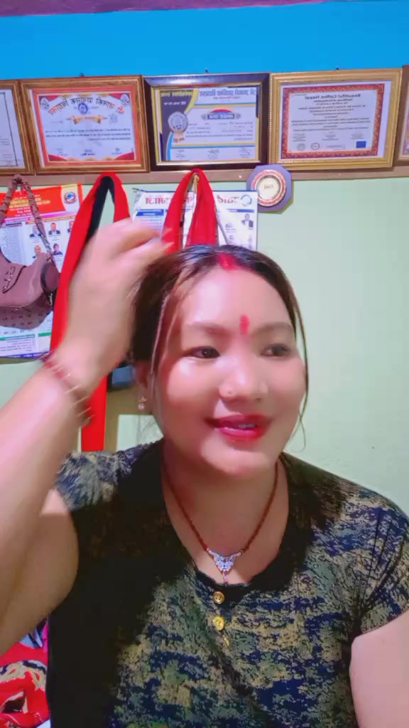 @लक्ष्मी🎀👩🏫