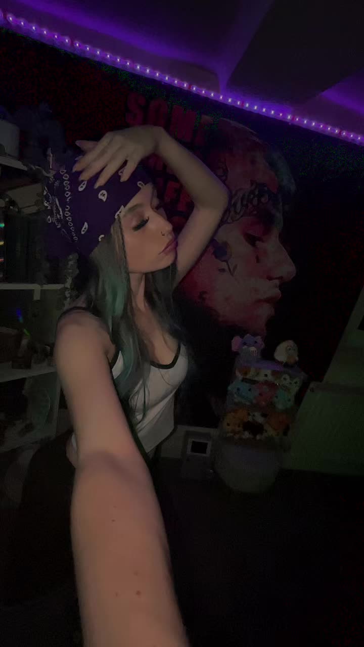 @Sammy💚💜