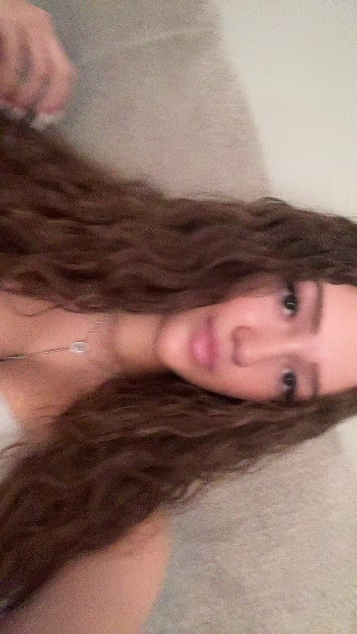 @laura