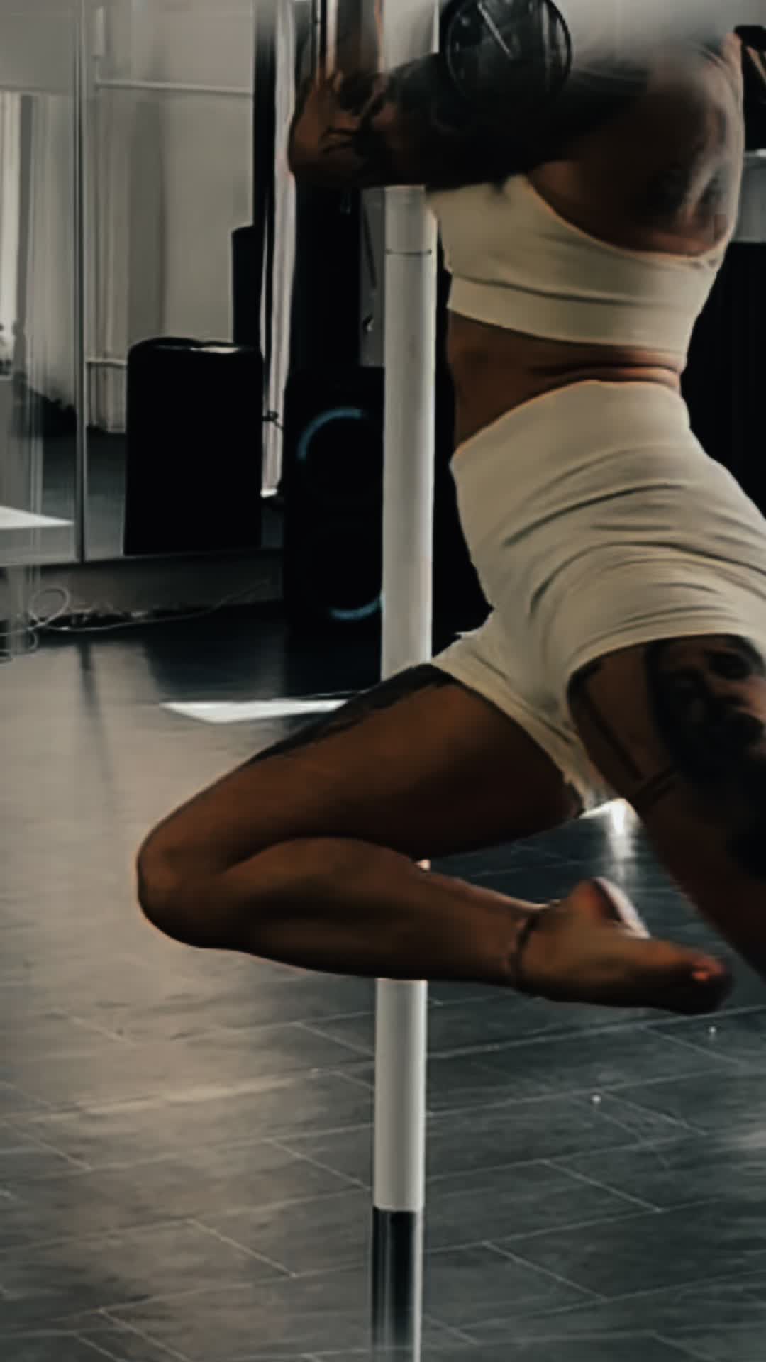@Crazy Up & POLE