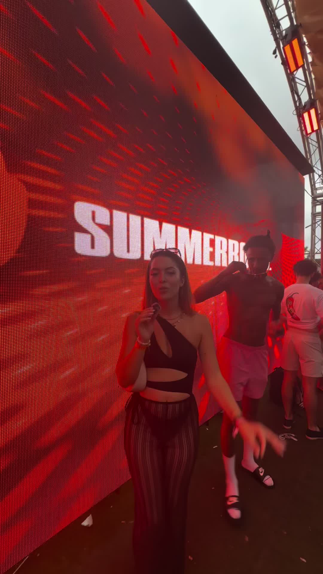 @Th&eacute;a Promotrice Barcelone🌶️🪩