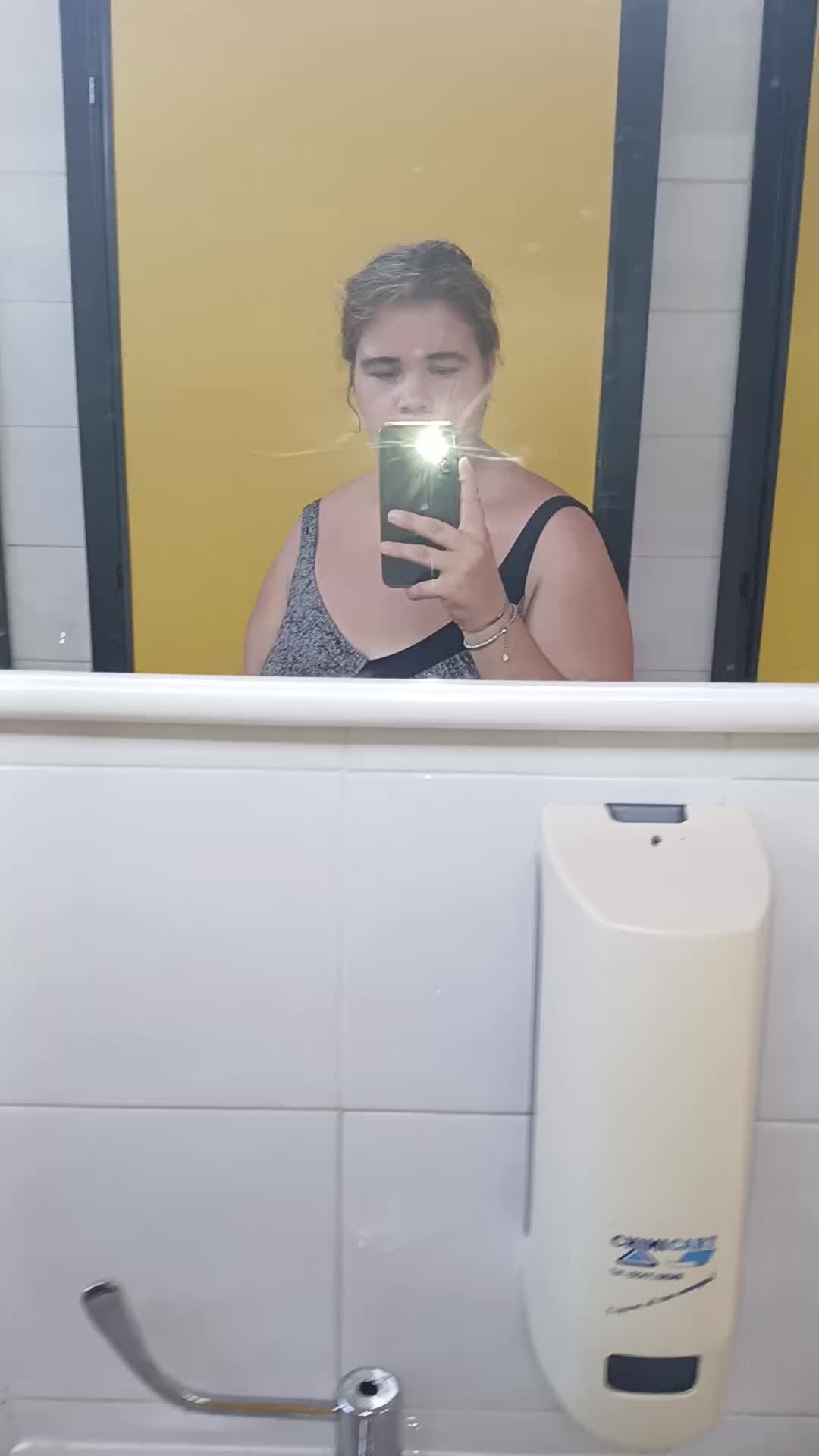@jenny626. com