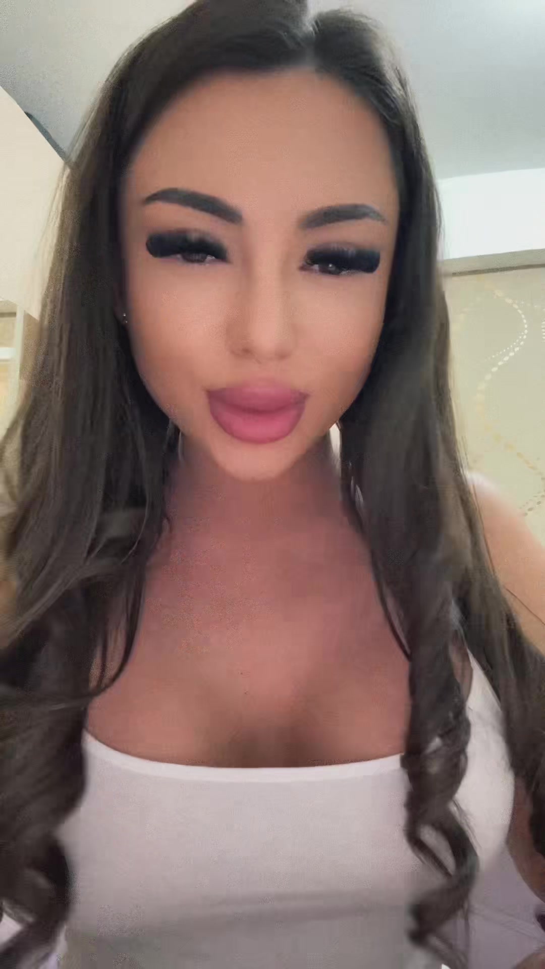 @Andreea.Nives🔮