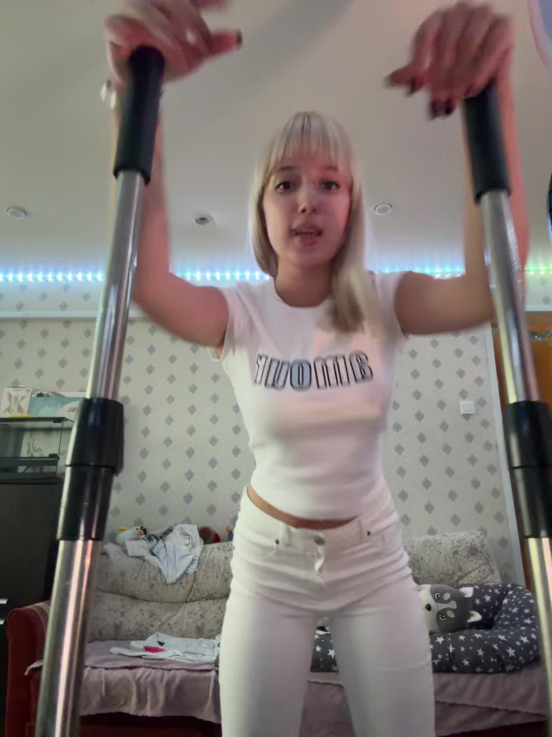 @blondy