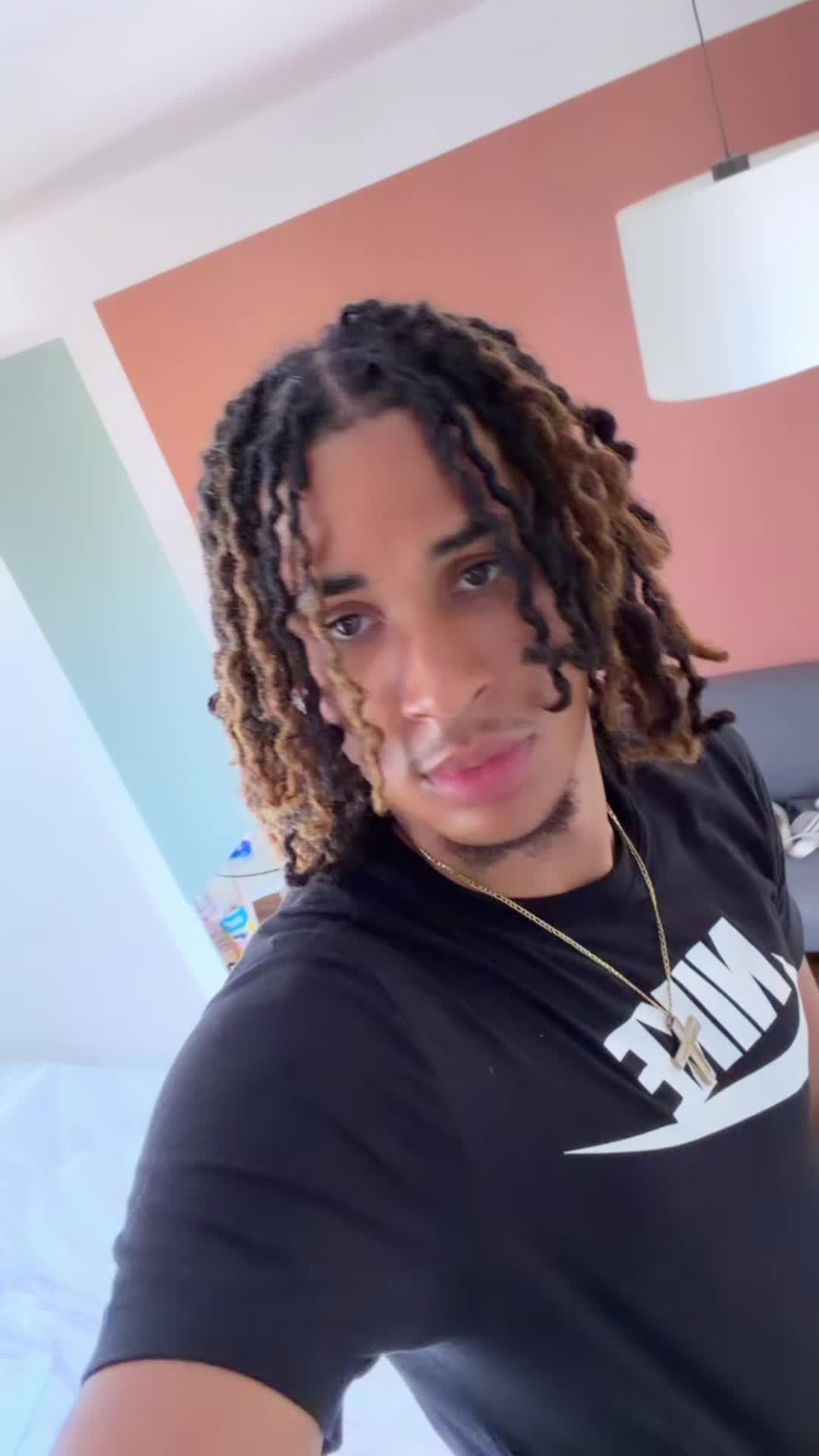 @Princejunior👑
