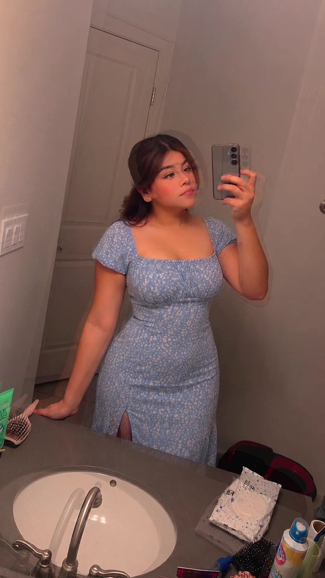 @Elisa