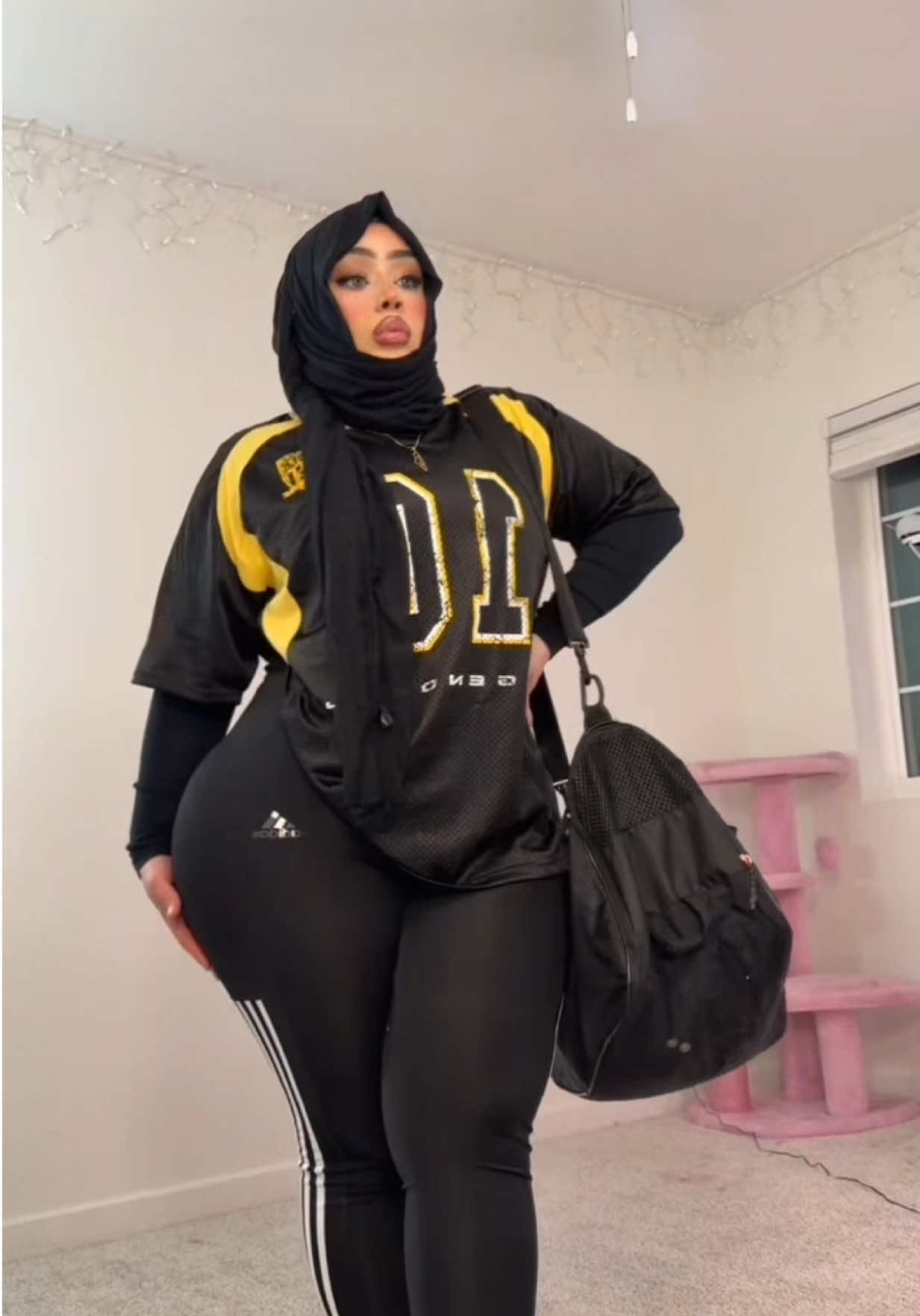 @layla<3