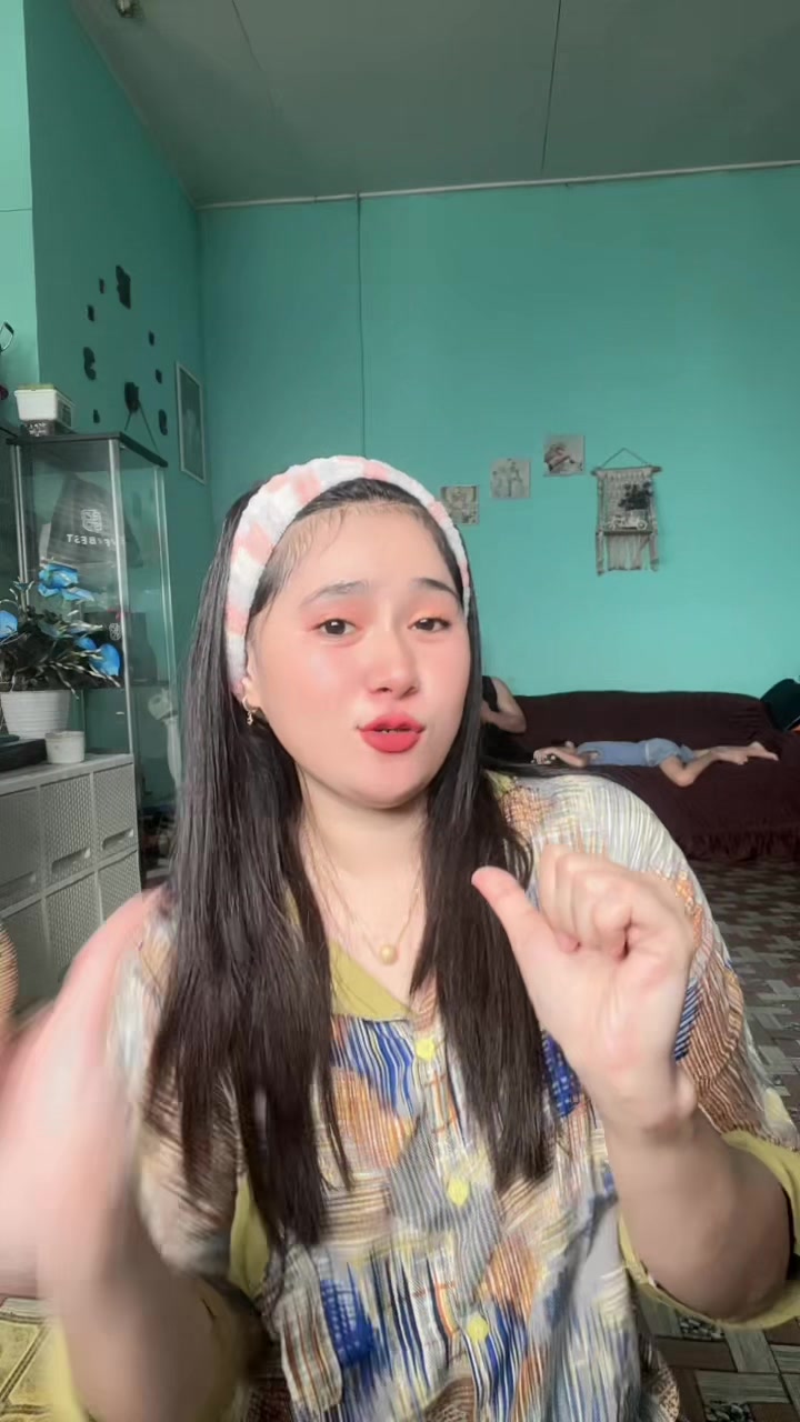 @Rhysna Ai 👑