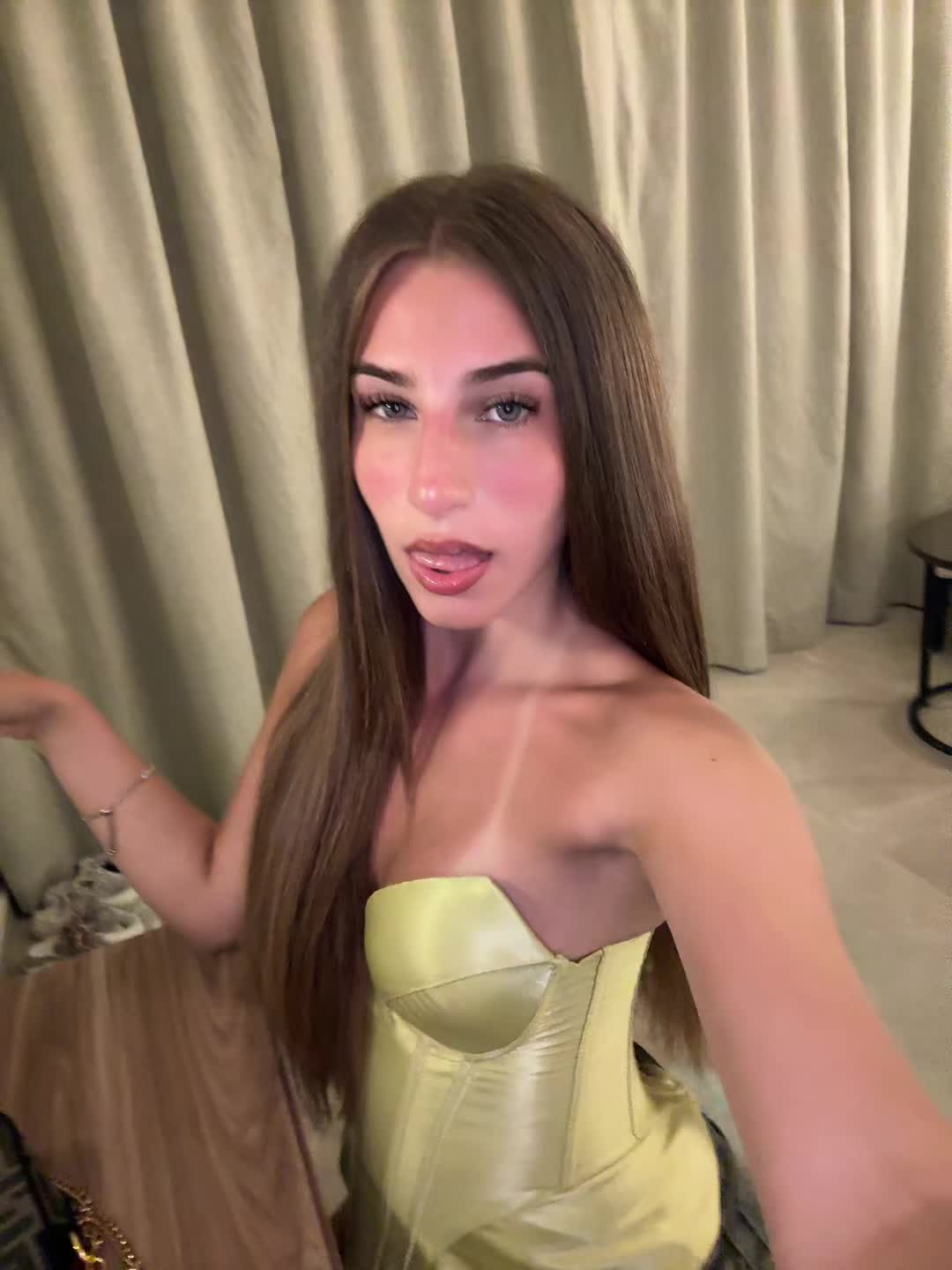 @claudia🪬