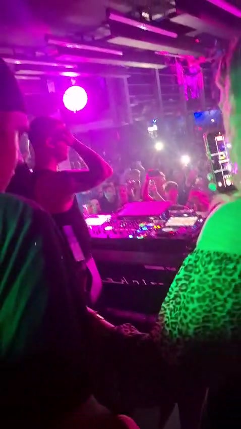 @mia