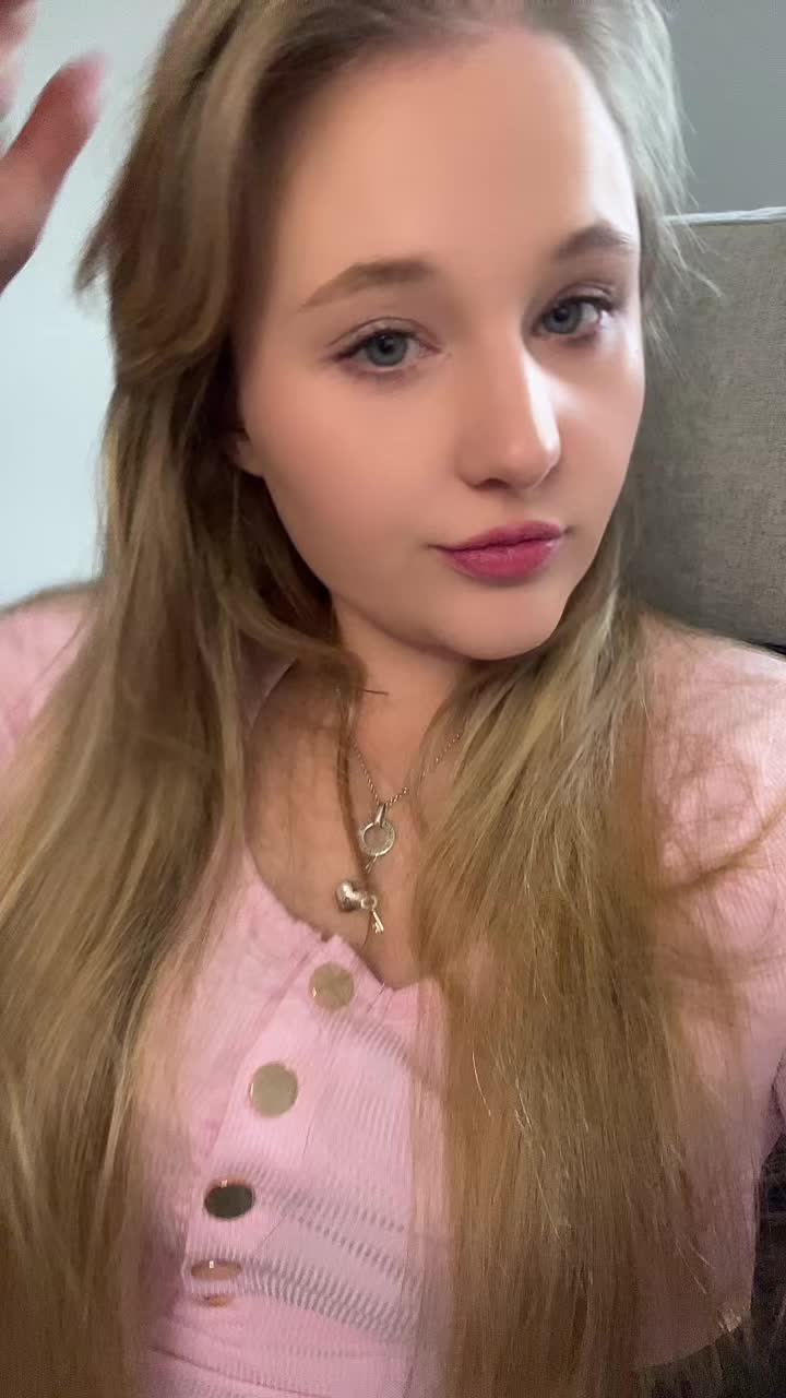 @Mia
