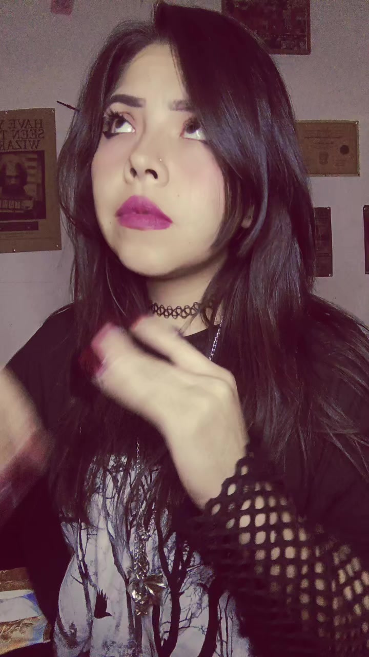 @Just Mari ✨