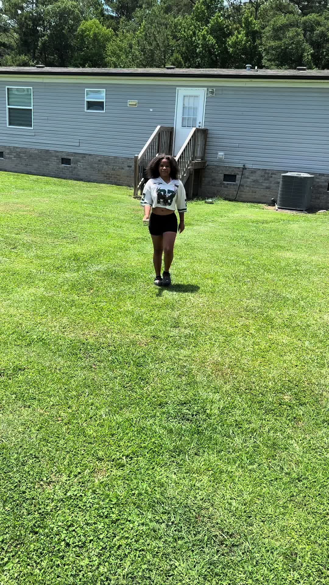 @HairByDellanee