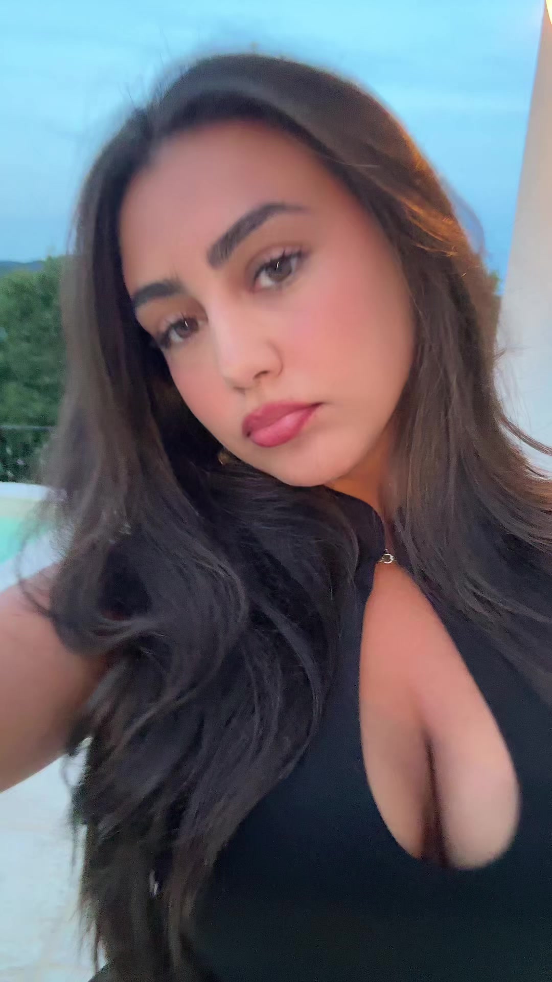 @gabydela222
