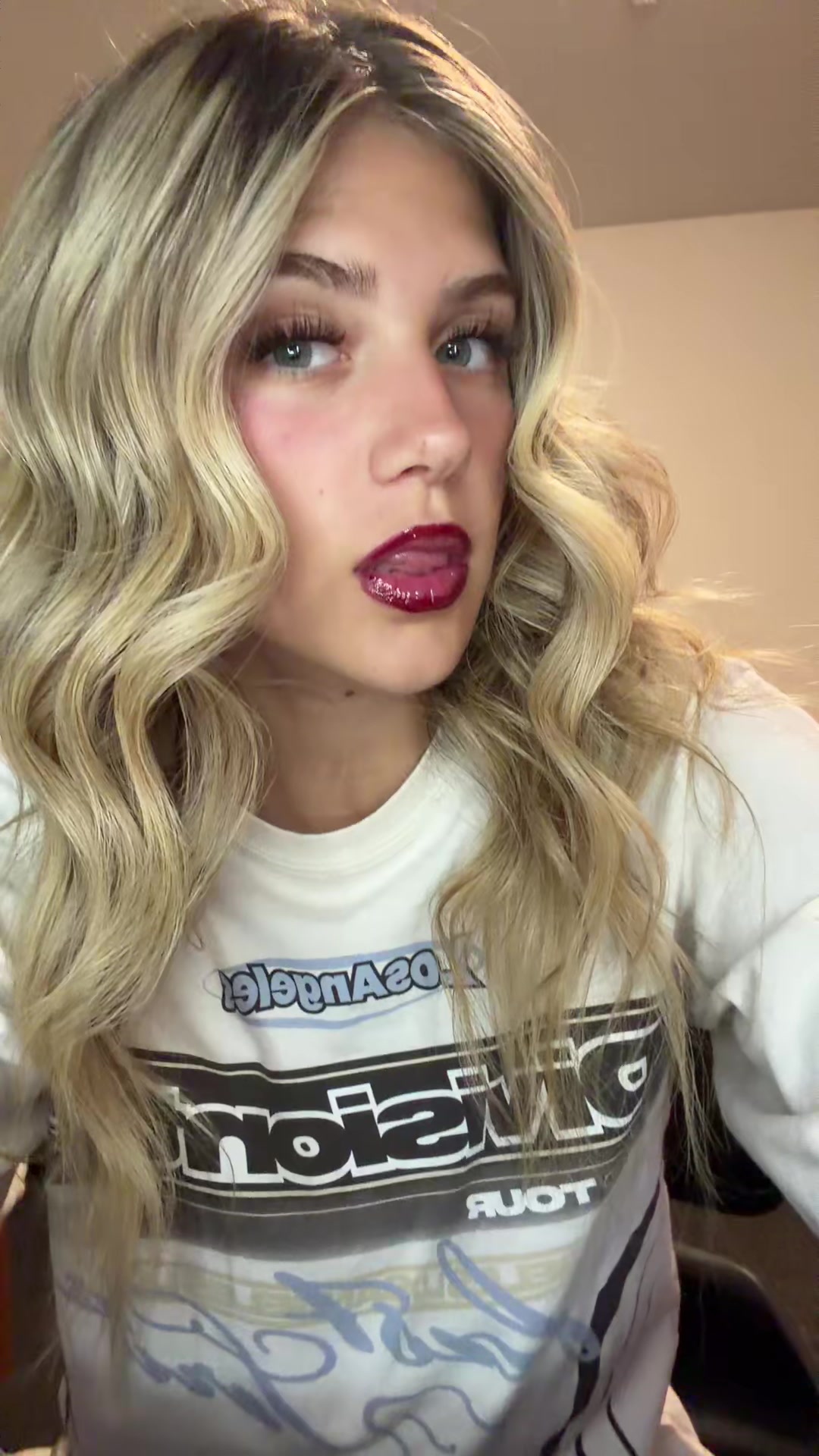 @strawbbrryshortcakee