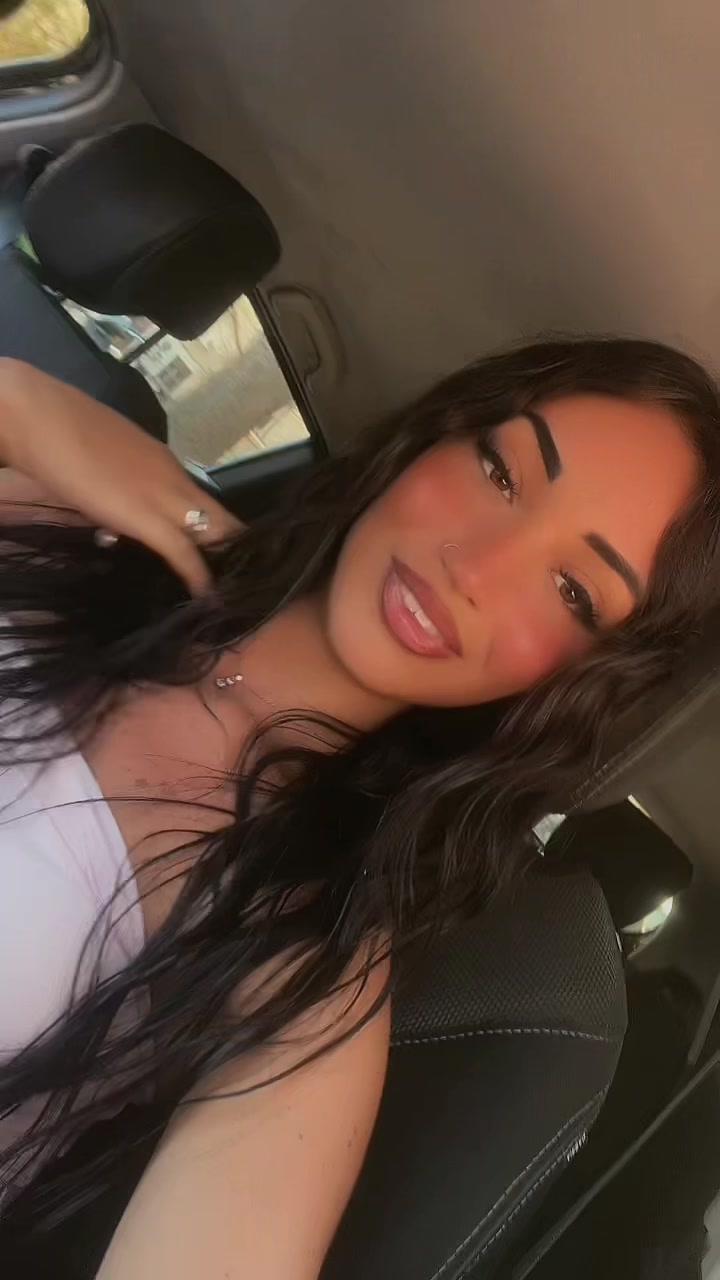 @𝐿𝒾𝓃𝒹𝒶👑