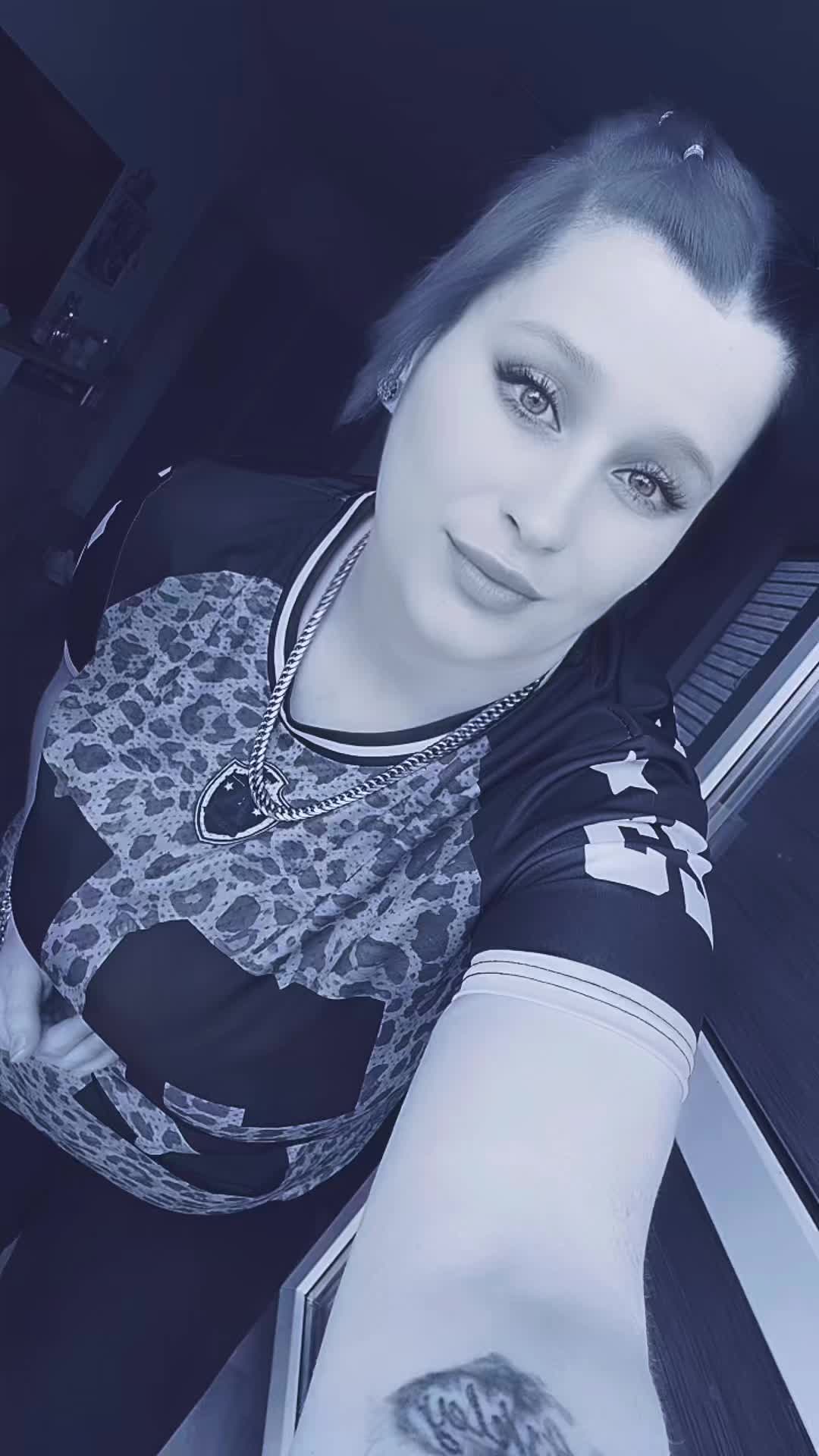 @🦋x_ Girlii_x🦋