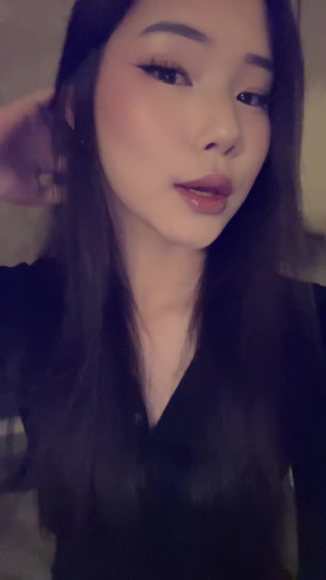 @𝐜𝐡𝐞𝐫𝐢𝐥