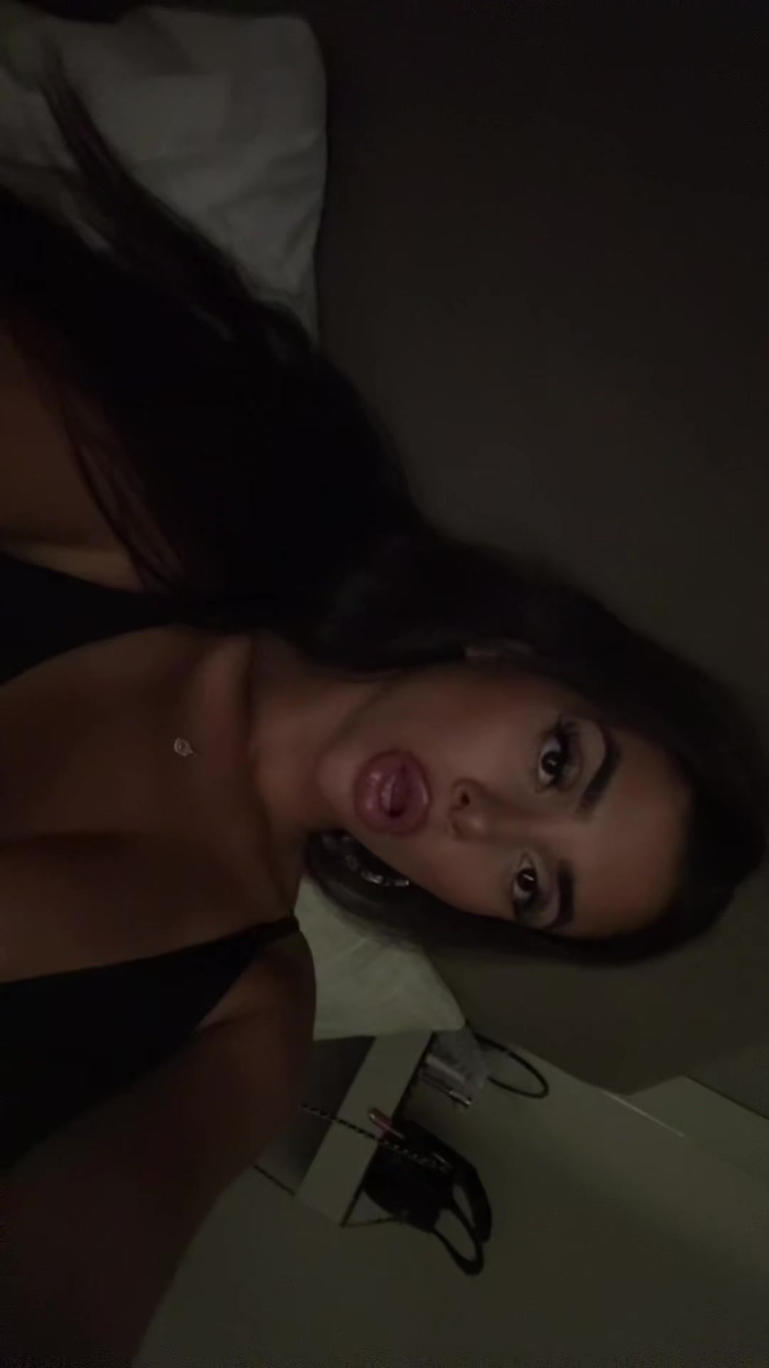 @whoissusuuu