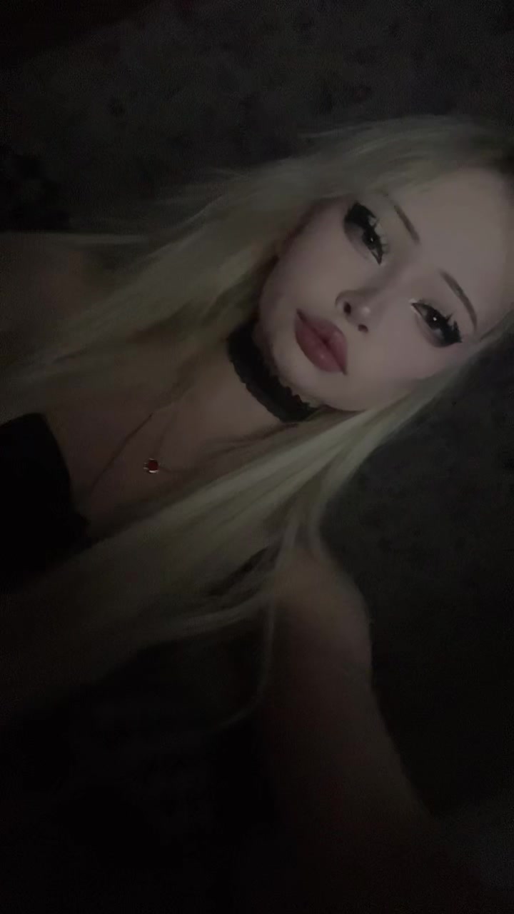 @корти^