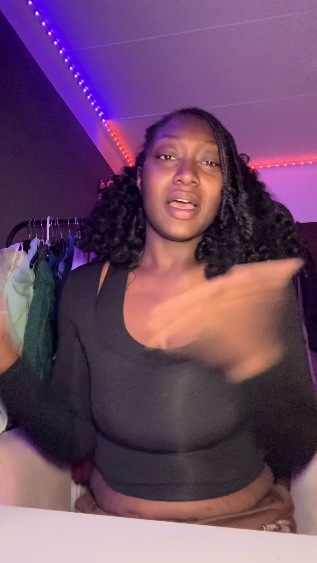 @Enoaboraa