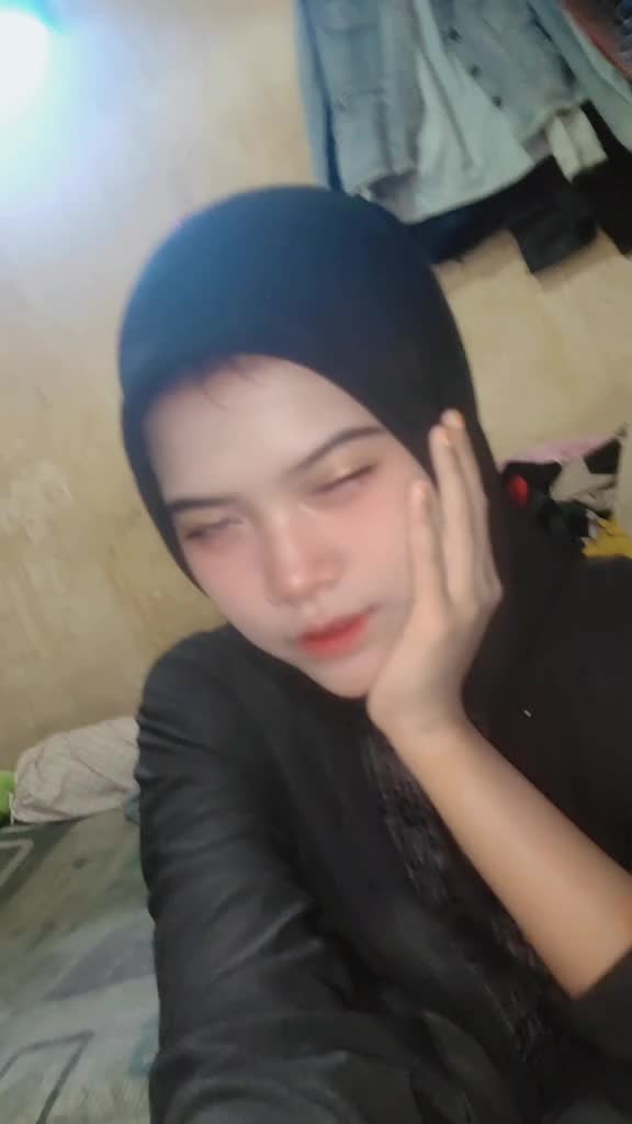 @putricempreng_06