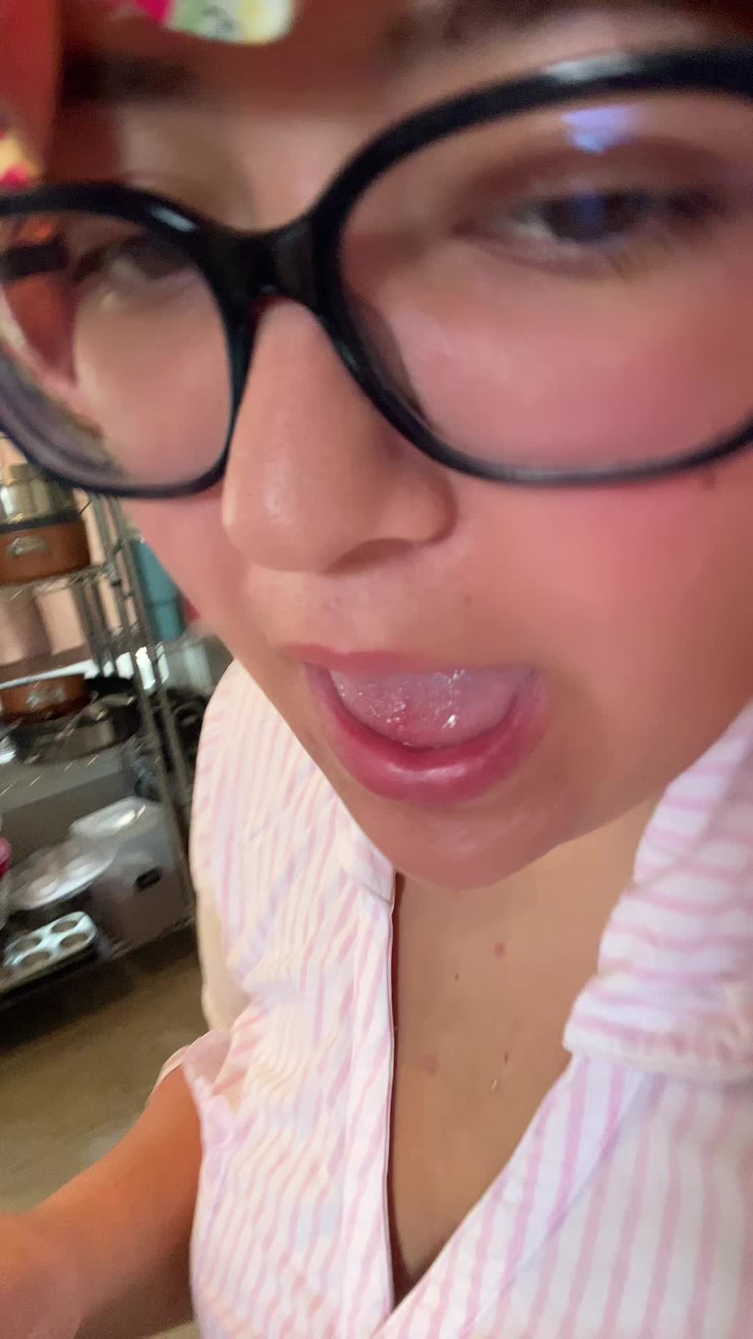 @🙃ky