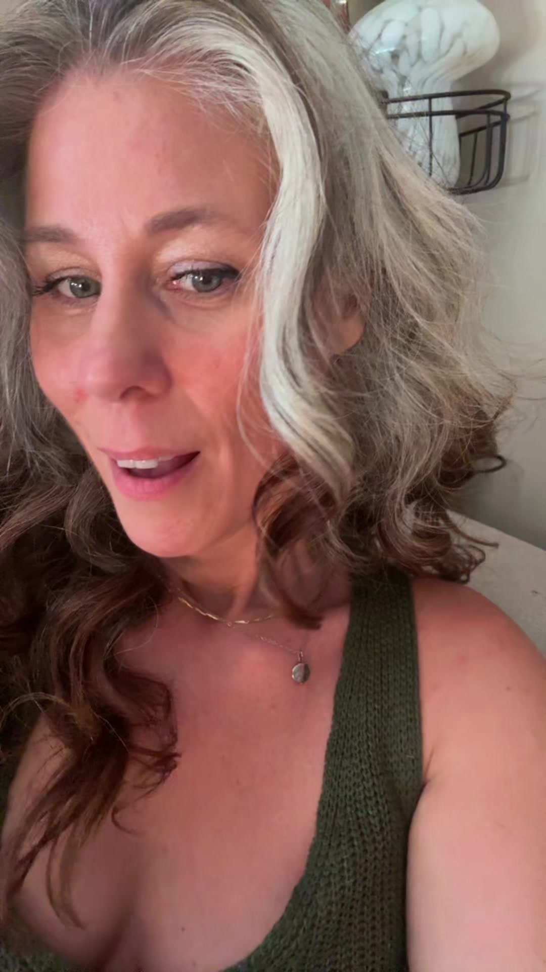 @Michelle | Openly Gray 🩶