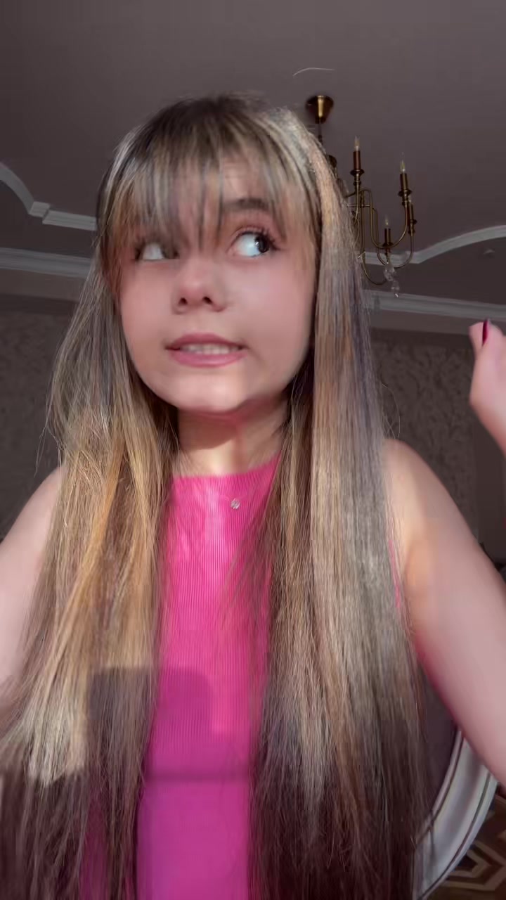 @Lucy_Lee