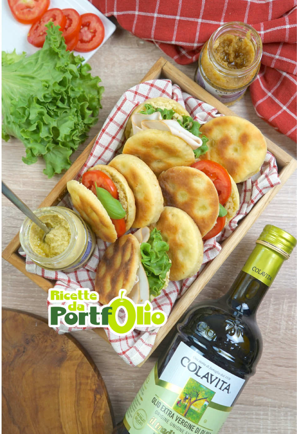 @MoltoFood
