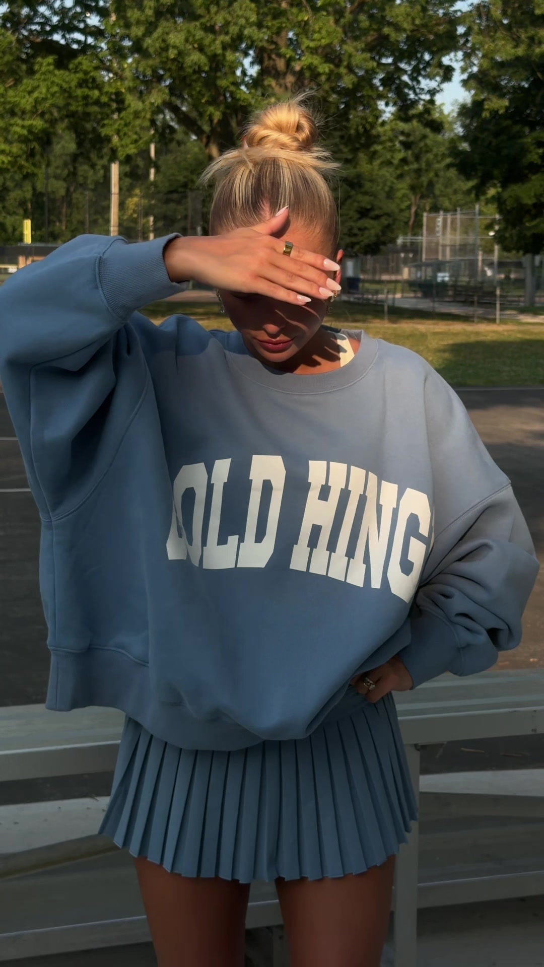 @goldhinge