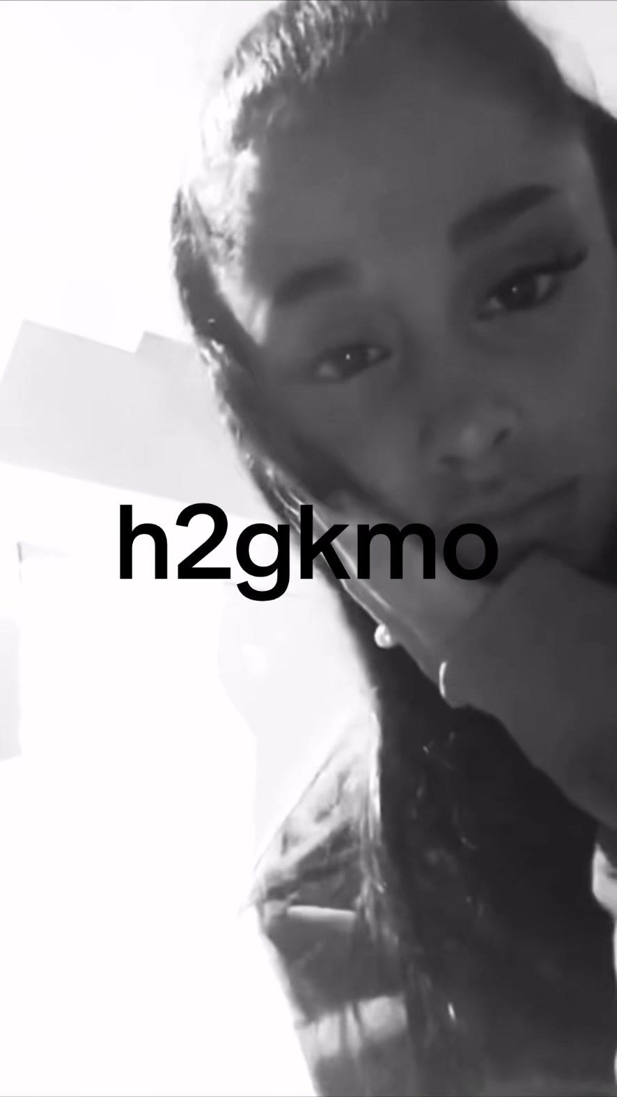 @𝐦𝐨𝐨𝐧𝐥𝐢𝐠𝐡𝐭𝐛𝐚𝐞