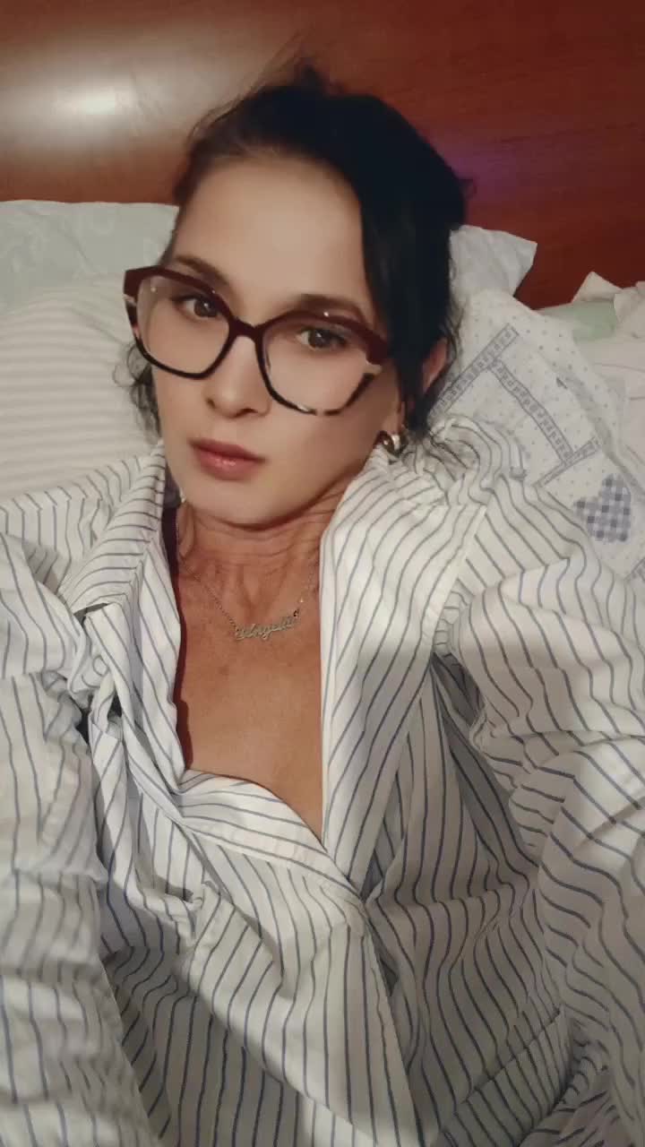 @Angy 🌟💙🩷🩵🖤🌟