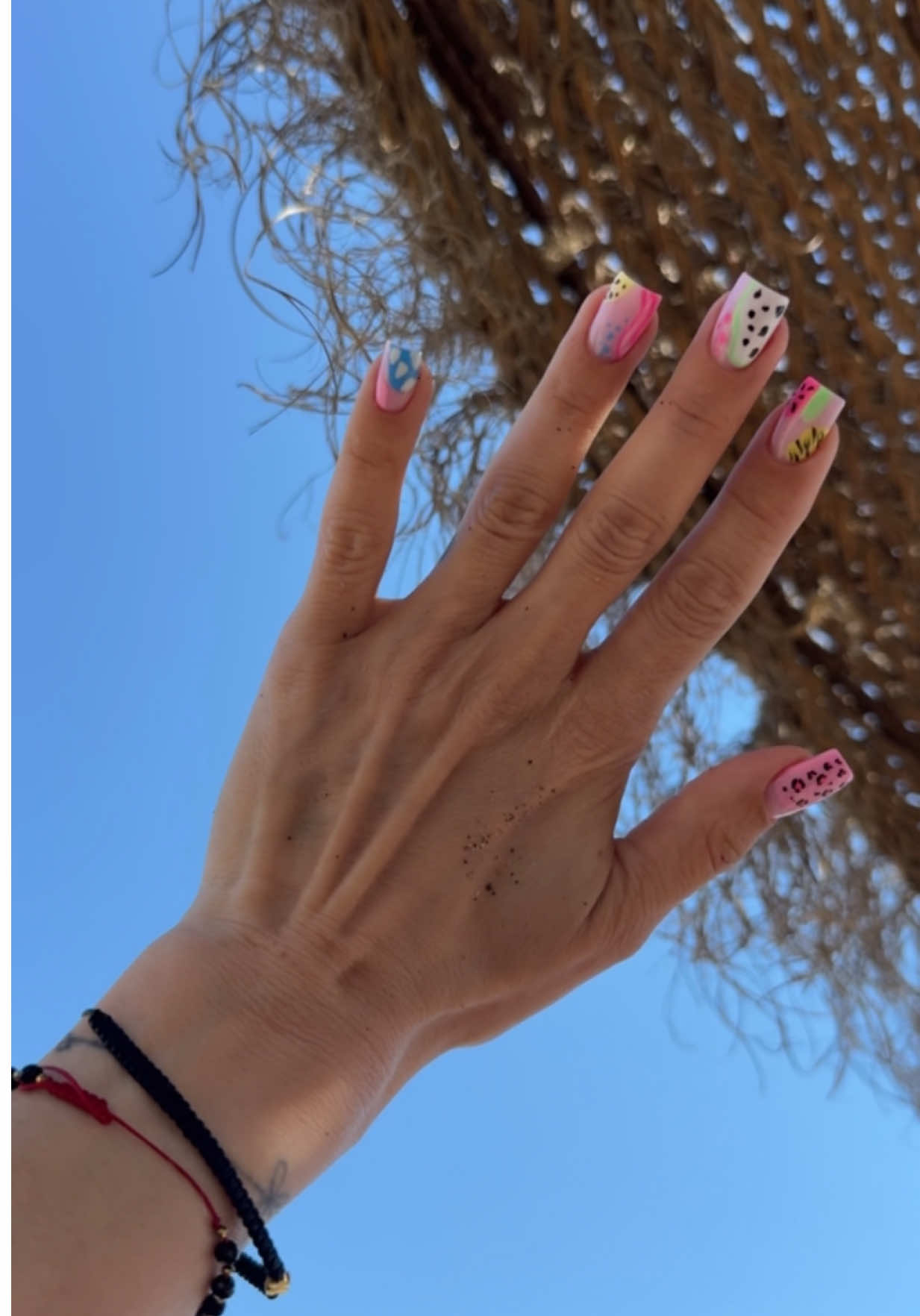 @zuk_nails