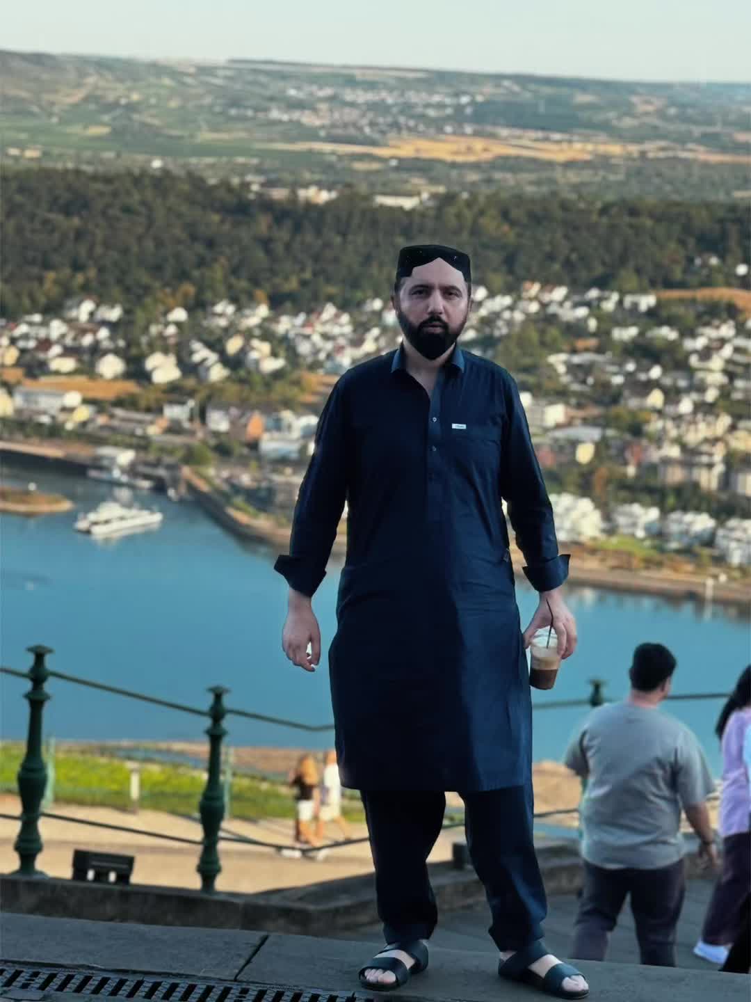 @ابراهیم خیل 🇦🇫♥️🇩🇪🥀
