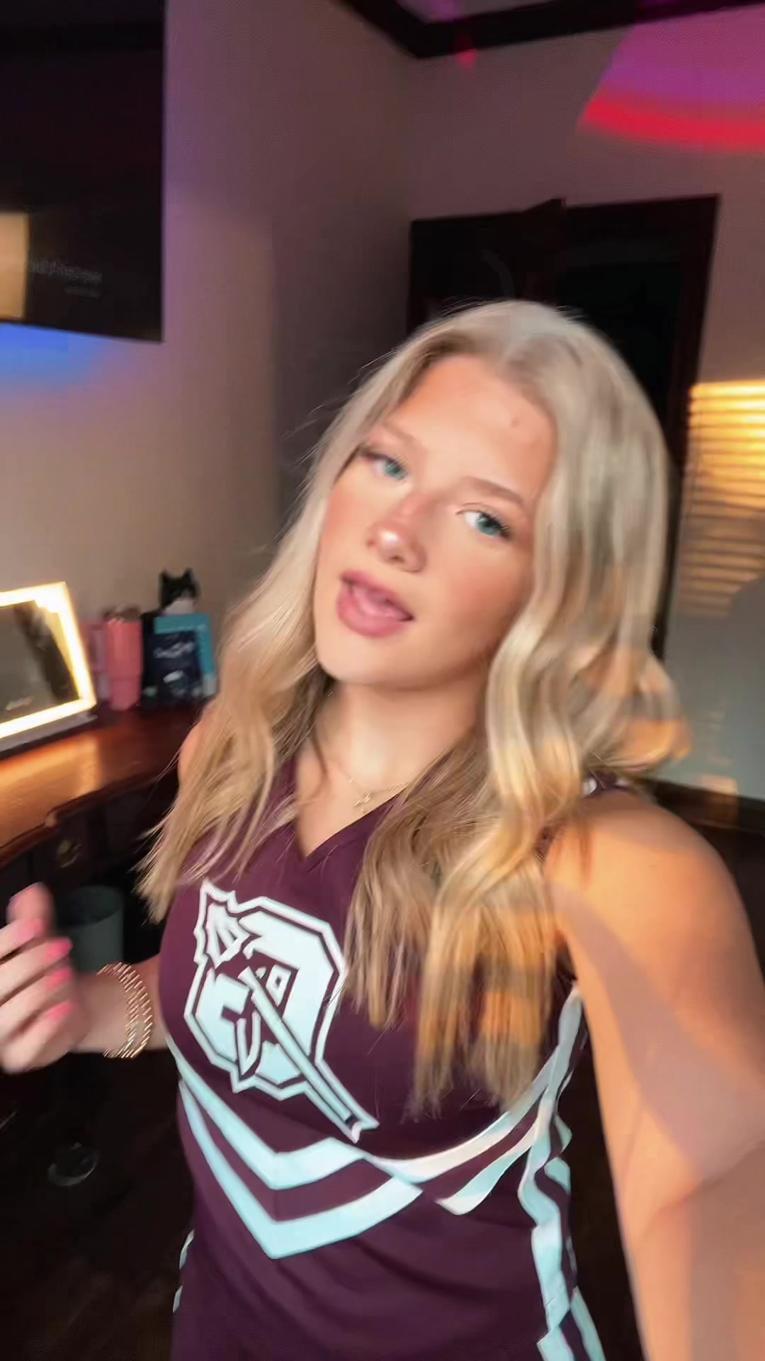 @𝐒𝐘𝐃𝐍𝐄𝐘
