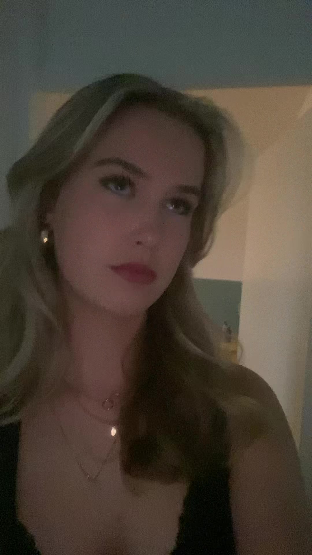 @Aimée <33