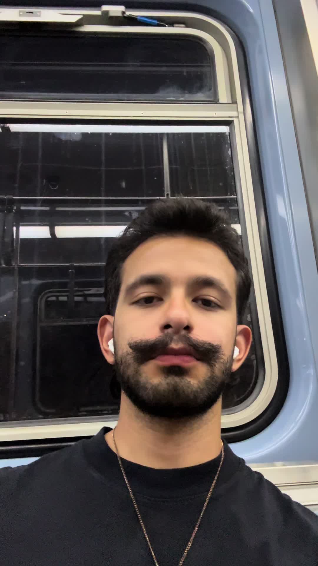@HUGO