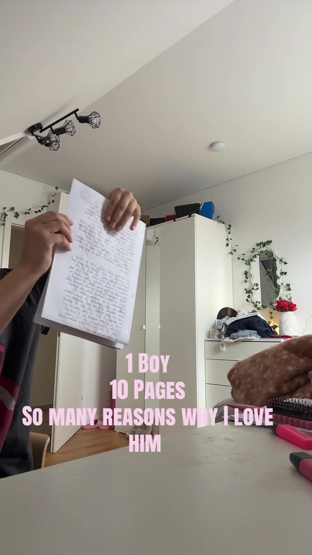 @Jules 𑣲.