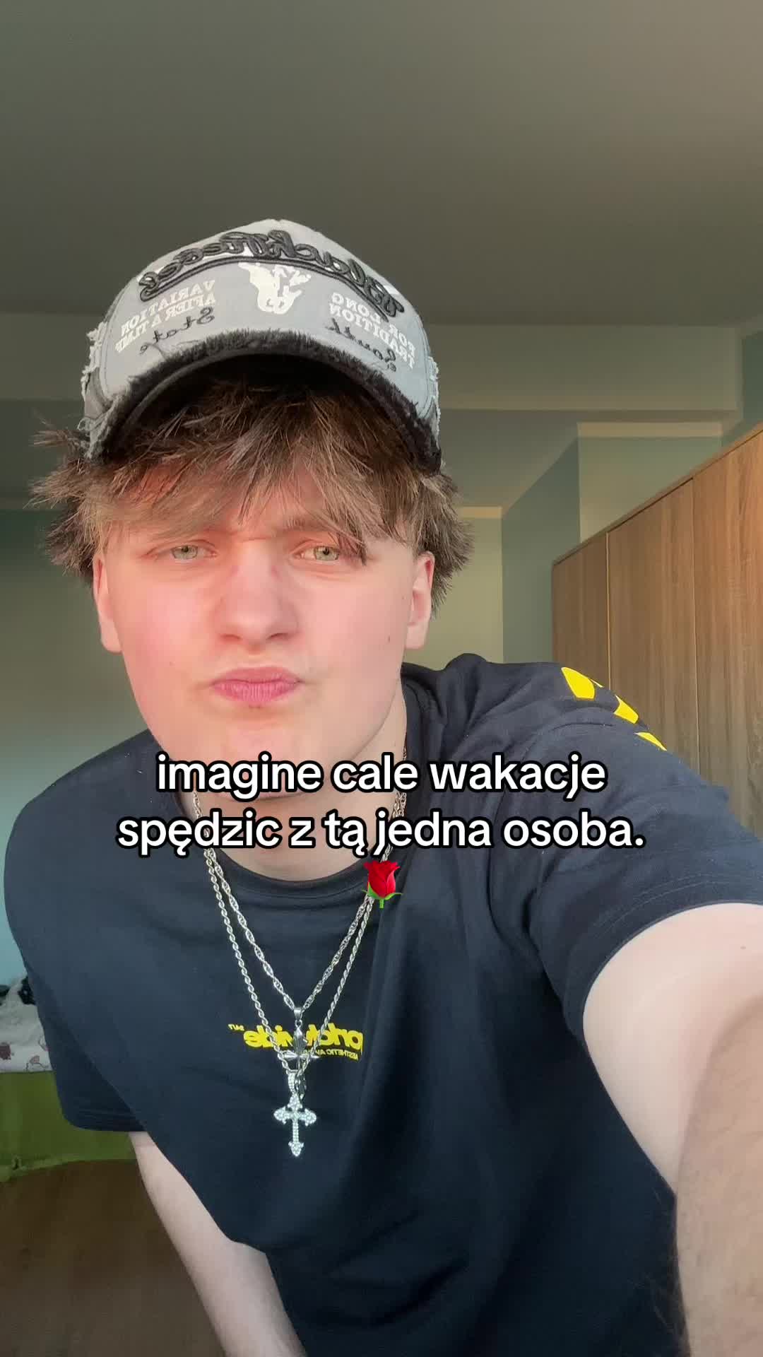 @redrosetroy