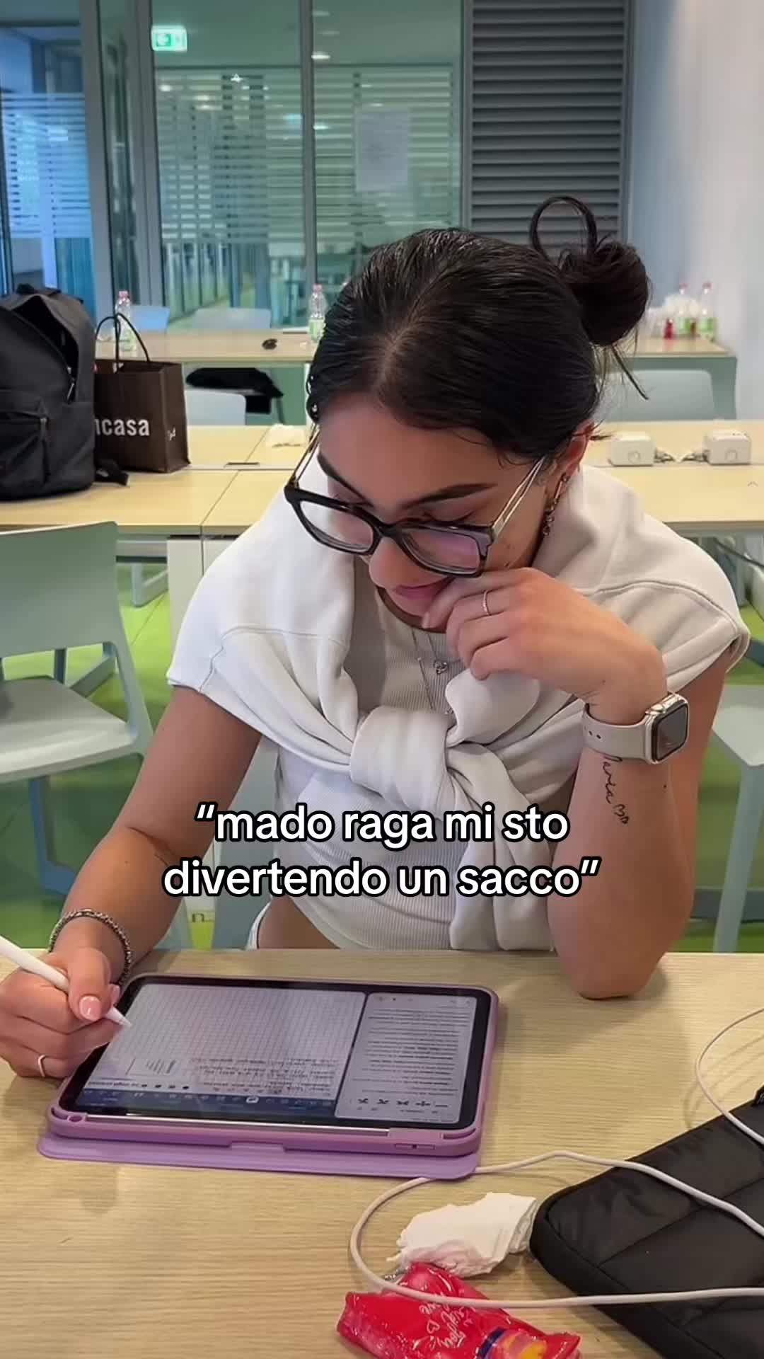 @Adelepzz