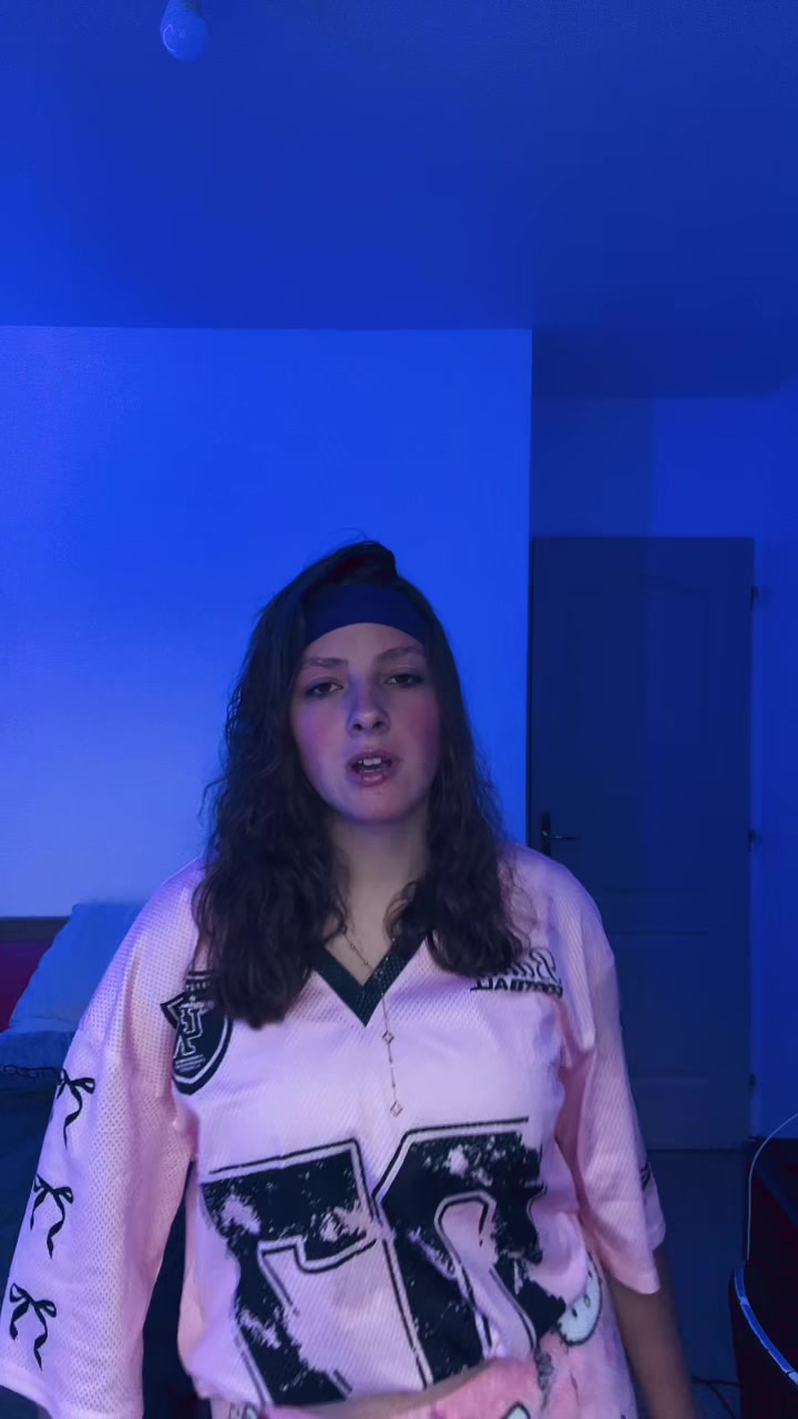 @intrvle_chlo&eacute;💎