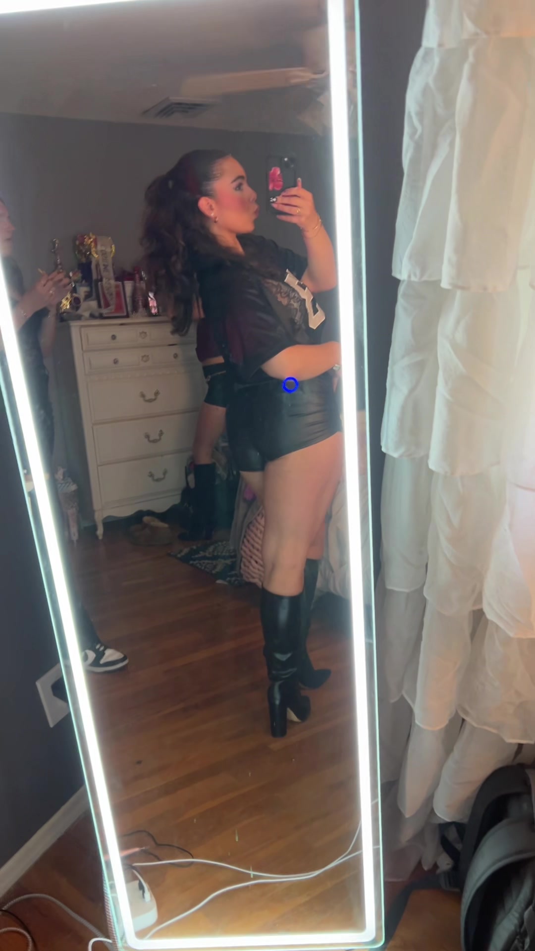 @avnasta3