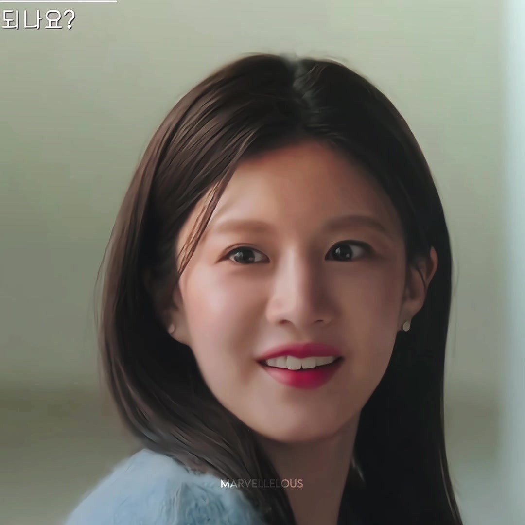 @elle.