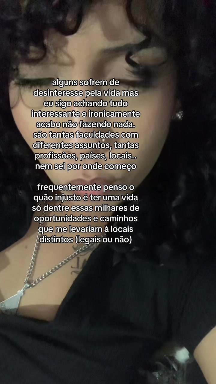 @Thayná | Eklipse Tarot ☥
