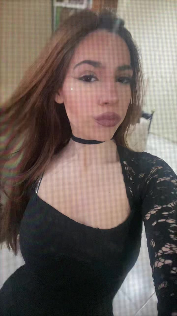 @a red🥰🍒🍒
