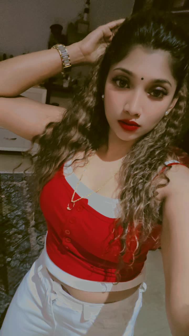 @Marykavitha_28 &hearts;️🖤