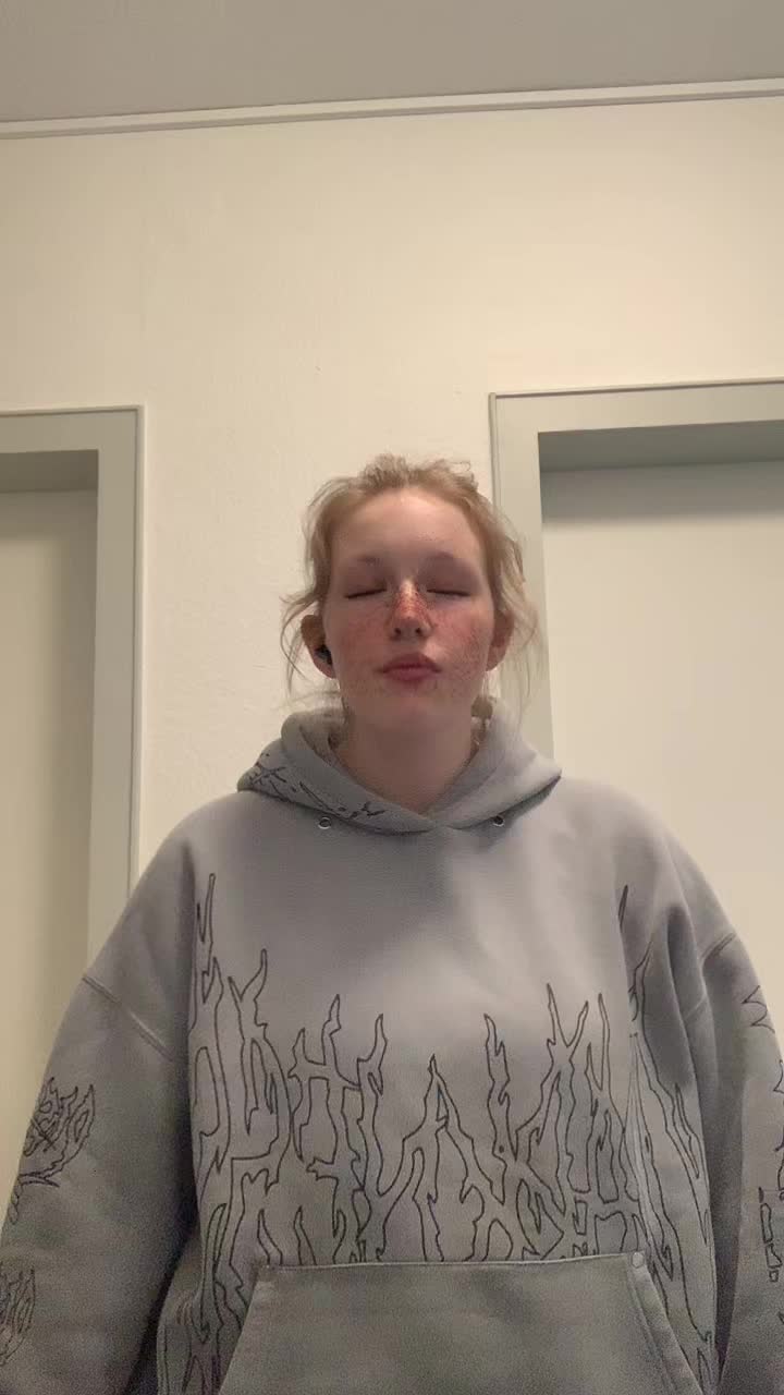 @𝔛𝔢𝔫𝔦𝔞🕷️